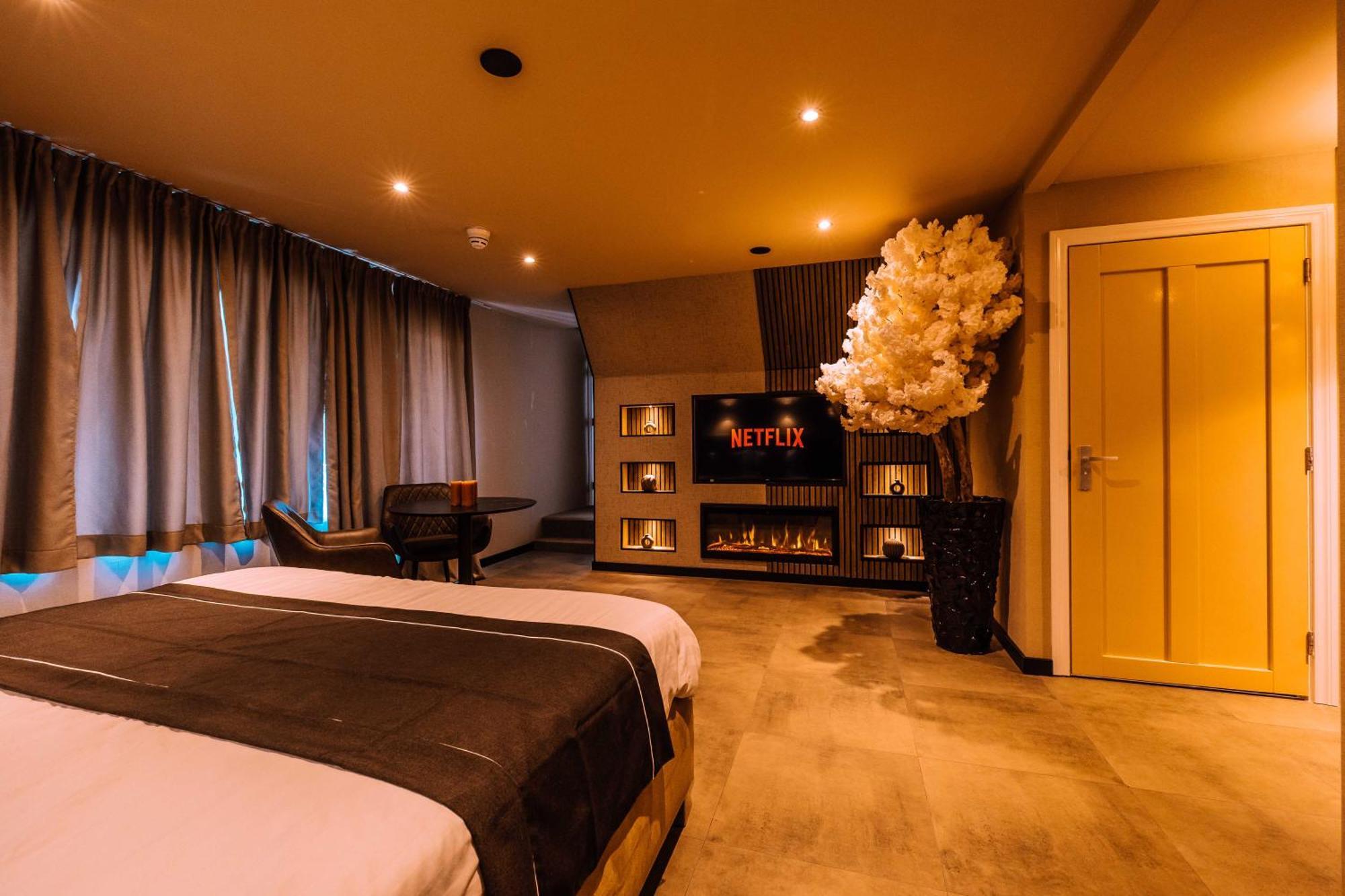 Hotel Buren Buren  Kültér fotó